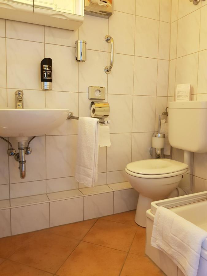 Haus Mecklenburg Hotel Pension 바트잘츠우프렌 외부 사진